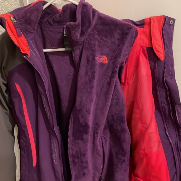 Women XS ski coat with zip out fuzzy fleece - Picture 5 of 6